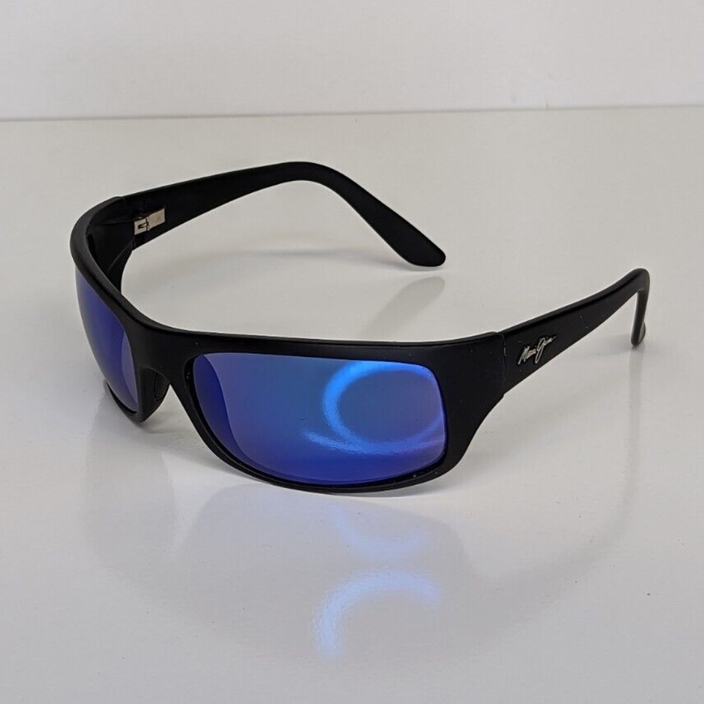 Maui Jim Peahi Wrap Unisex Sunglasses Black Matte Rubber/ Blue Hawaii Lenses